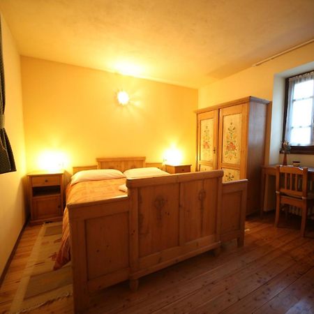 Le Case Dei Baff Morbegno Bagian luar foto