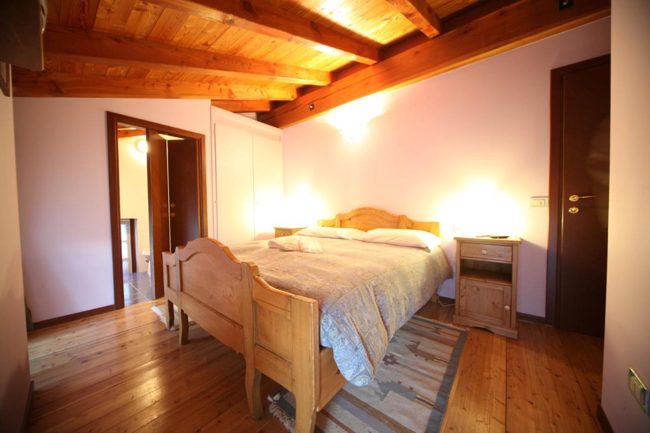 Le Case Dei Baff Morbegno Bagian luar foto
