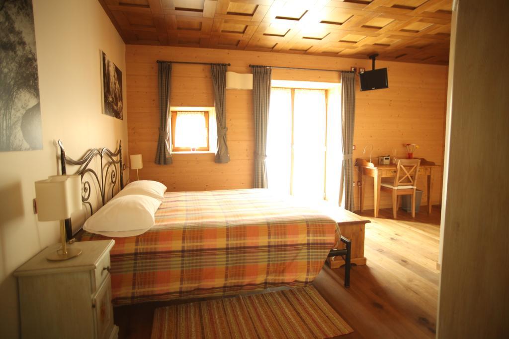 Le Case Dei Baff Morbegno Ruang foto